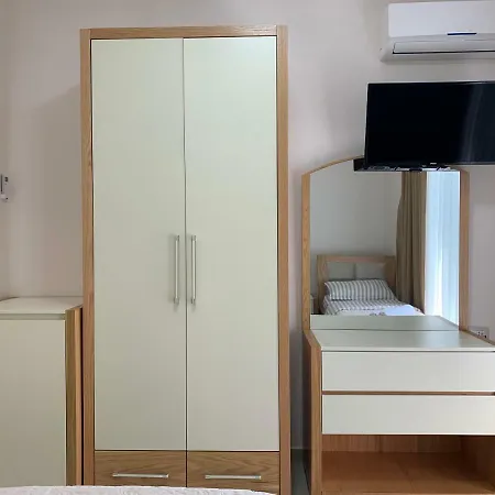 Erol Hotel Velipoje